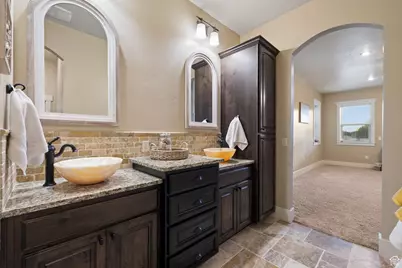 116 S 600 E, Nephi, UT 84648 - Photo 33