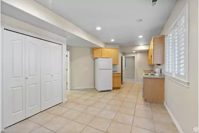 2041 W 8820 S, West Jordan, UT 84088 - Photo 37