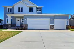 819 S 300 W, Vernal, UT 84078 - Photo 1