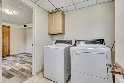 841 E Newbold Cir S, Midvale, UT 84047 - Photo 17