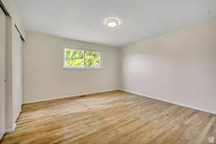 841 E Newbold Cir S, Midvale, UT 84047 - Photo 9