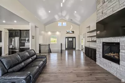 2175 N Dapple Dr, Tooele, UT 84074 - Photo 3