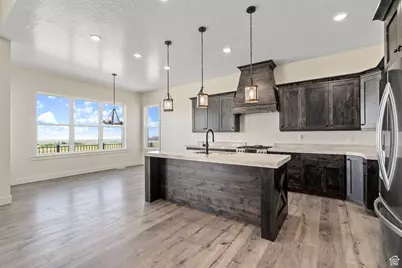 2175 N Dapple Dr, Tooele, UT 84074 - Photo 13