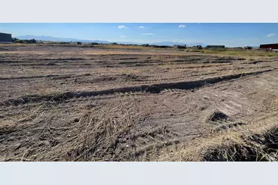 211 N 1300 E #203, Lewiston, UT 84320 - Photo 1