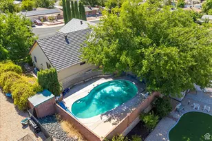 1009 N 2050 East Cir E, Saint George, UT 84770 - Photo 3