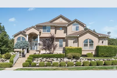 1860 Wasatch Dr, Ogden, UT 84403 - Photo 3