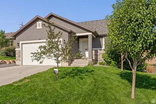 346 S Red Rock Dr, Santaquin, UT 84655 - Photo 3