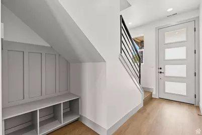 1033 E Coyote Crest Dr, Washington, UT 84780 - Photo 21