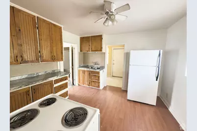 280 W 500 S, Price, UT 84501 - Photo 37