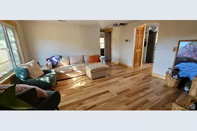 499 E 200 S, Moab, UT 84532 - Photo 3