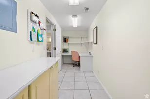 9083 S Enchanted Oak Ln, Sandy, UT 84094 - Photo 27