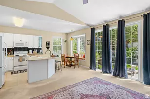 9083 S Enchanted Oak Ln, Sandy, UT 84094 - Photo 7