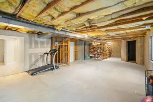 9083 S Enchanted Oak Ln, Sandy, UT 84094 - Photo 29