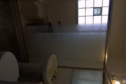 291 E 4300 S, Washington Terrace, UT 84405 - Photo 7