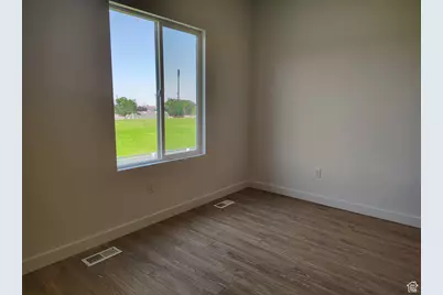 2057 N Loxley Dr, Tooele, UT 84074 - Photo 7