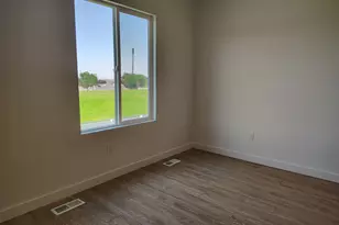 2057 N Loxley Dr, Tooele, UT 84074 - Photo 7