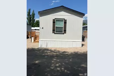 148 W 100 N #9, Nephi, UT 84648 - Photo 1