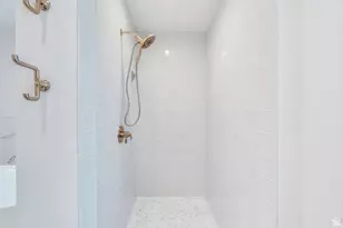 8 W Stillwater St S, Vineyard, UT 84058 - Photo 19