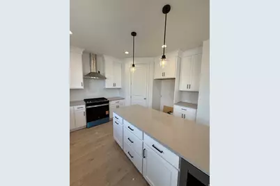 1142 W 220 N, Mapleton, UT 84664 - Photo 3