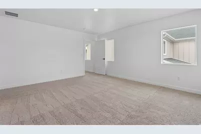 7136 Oquirrh Ranch Pkwy N, Eagle Mountain, UT 84005 - Photo 15