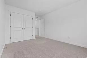 7136 Oquirrh Ranch Pkwy N, Eagle Mountain, UT 84005 - Photo 21