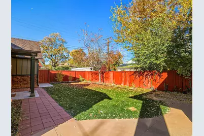 1326 S 1000 E, Salt Lake City, UT 84105 - Photo 9