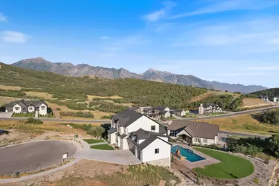 14598 S Canyon Edge Cir, Draper (UT Cnty), UT 84020 - Photo 25