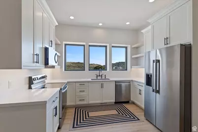 14598 S Canyon Edge Cir, Draper (UT Cnty), UT 84020 - Photo 75