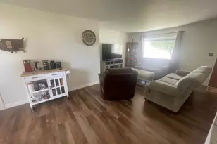 611 E Lagoon St, Roosevelt, UT 84066 - Photo 13