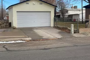 611 E Lagoon St, Roosevelt, UT 84066 - Photo 9