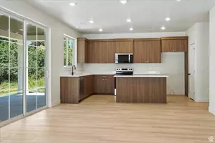 856 N 400 W, Logan, UT 84321 - Photo 11