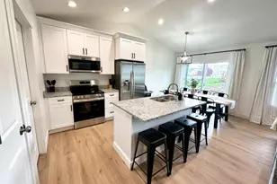 379 N Sunrise Dr, Garden City, UT 84028 - Photo 7