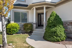 909 E Rosebud Ct, Draper, UT 84020 - Photo 3