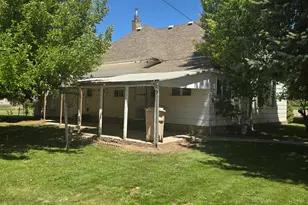 19 N Main, Levan, UT 84639 - Photo 9