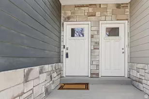 7217 N Clover Leaf Ln E, Eagle Mountain, UT 84005 - Photo 33