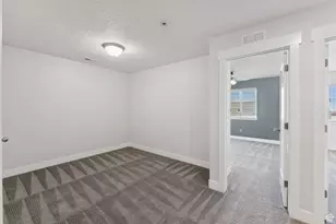 7217 N Clover Leaf Ln E, Eagle Mountain, UT 84005 - Photo 25