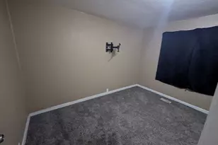 909 S Grant E, Ogden, UT 84404 - Photo 7