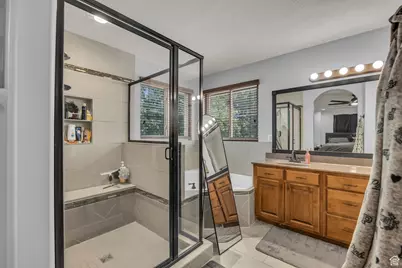 6014 W 5300 S, Hooper, UT 84315 - Photo 17