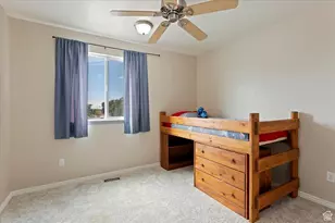 794 N Valeria Dr E, Layton, UT 84041 - Photo 27