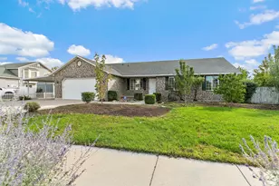 7721 S Sunset Cir W, West Jordan, UT 84084 - Photo 1
