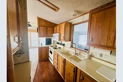 1150 W Red Hills Pkwy #122, Washington, UT 84780 - Photo 11