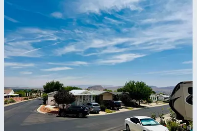 1150 W Red Hills Pkwy #122, Washington, UT 84780 - Photo 29