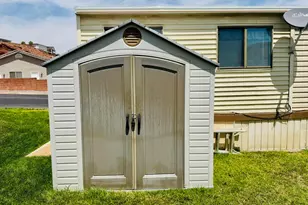 1150 W Red Hills Pkwy, Washington, UT 84780 - Photo 27