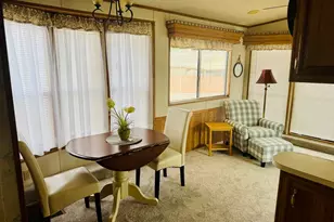 1150 W Red Hills Pkwy, Washington, UT 84780 - Photo 7