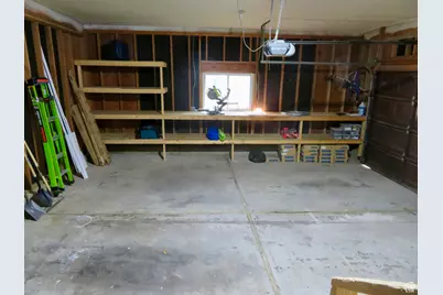 5009 S 2925 W, Roy, UT 84067 - Photo 17