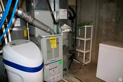 367 E 740 N, Tooele, UT 84074 - Photo 25