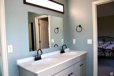 367 E 740 N, Tooele, UT 84074 - Photo 11