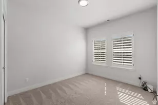 8915 S 660 E, Sandy, UT 84070 - Photo 27