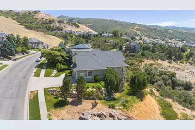 1342 E Northridge Dr N, Bountiful, UT 84010 - Photo 45