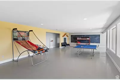 1342 E Northridge Dr N, Bountiful, UT 84010 - Photo 37